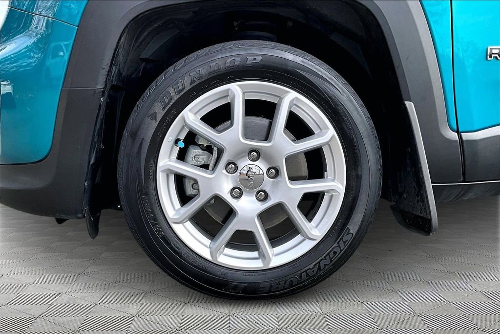 Used 2021 Jeep Renegade Latitude image 21