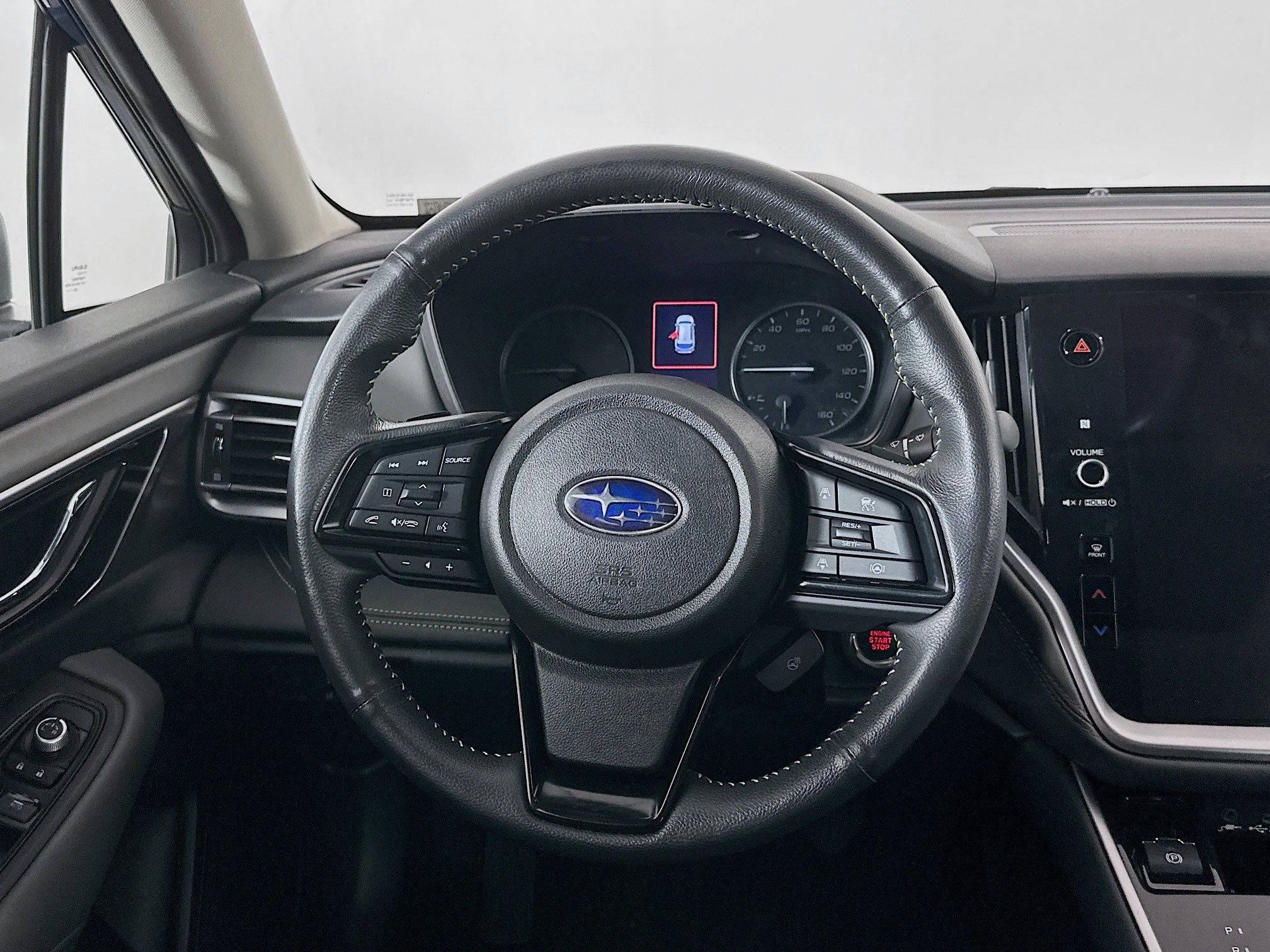 Used 2025 Subaru Outback Onyx Edition AWD/4WD image 17
