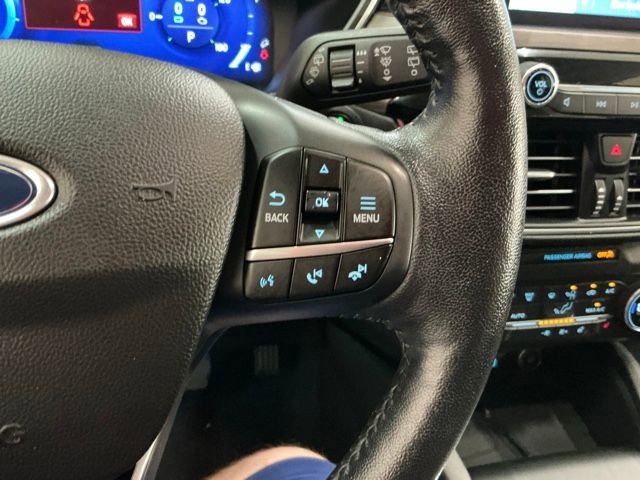 Used 2020 Ford Escape Titanium image 27