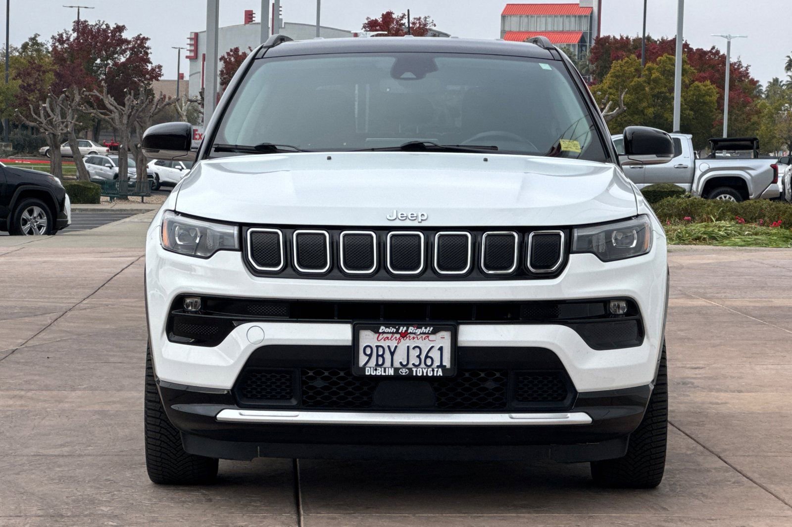 Used 2022 Jeep Compass Limited w/ Elite Group image 10