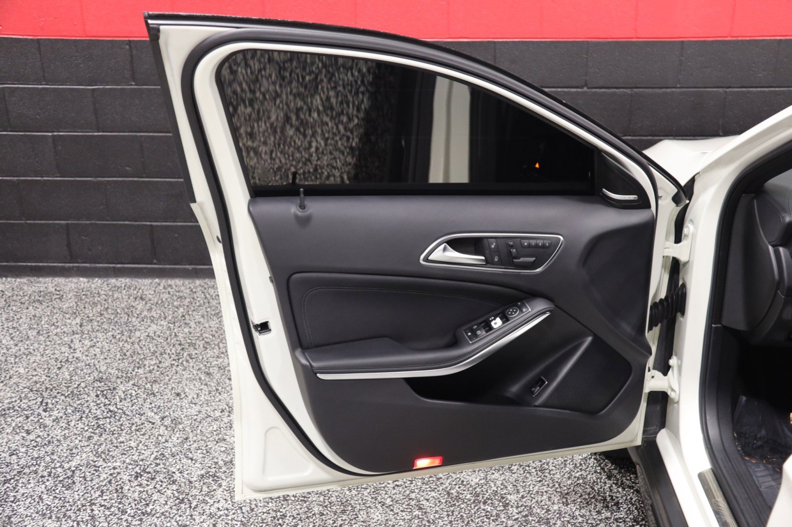 Used 2015 Mercedes-Benz GLA 45 AMG 4MATIC image 36