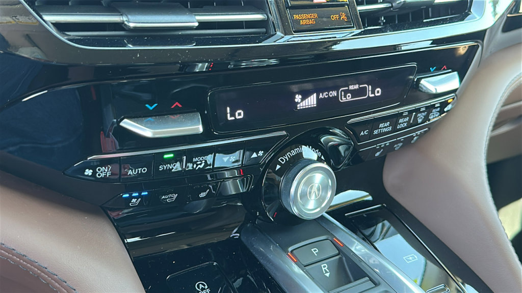 Used 2022 Acura MDX SH-AWD w/ Advance Package image 14