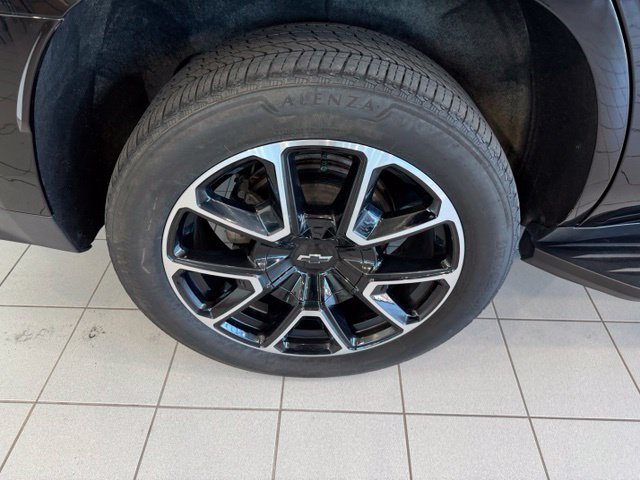 Certified 2024 Chevrolet Tahoe RST w/ Luxury Package AWD/4WD image 41