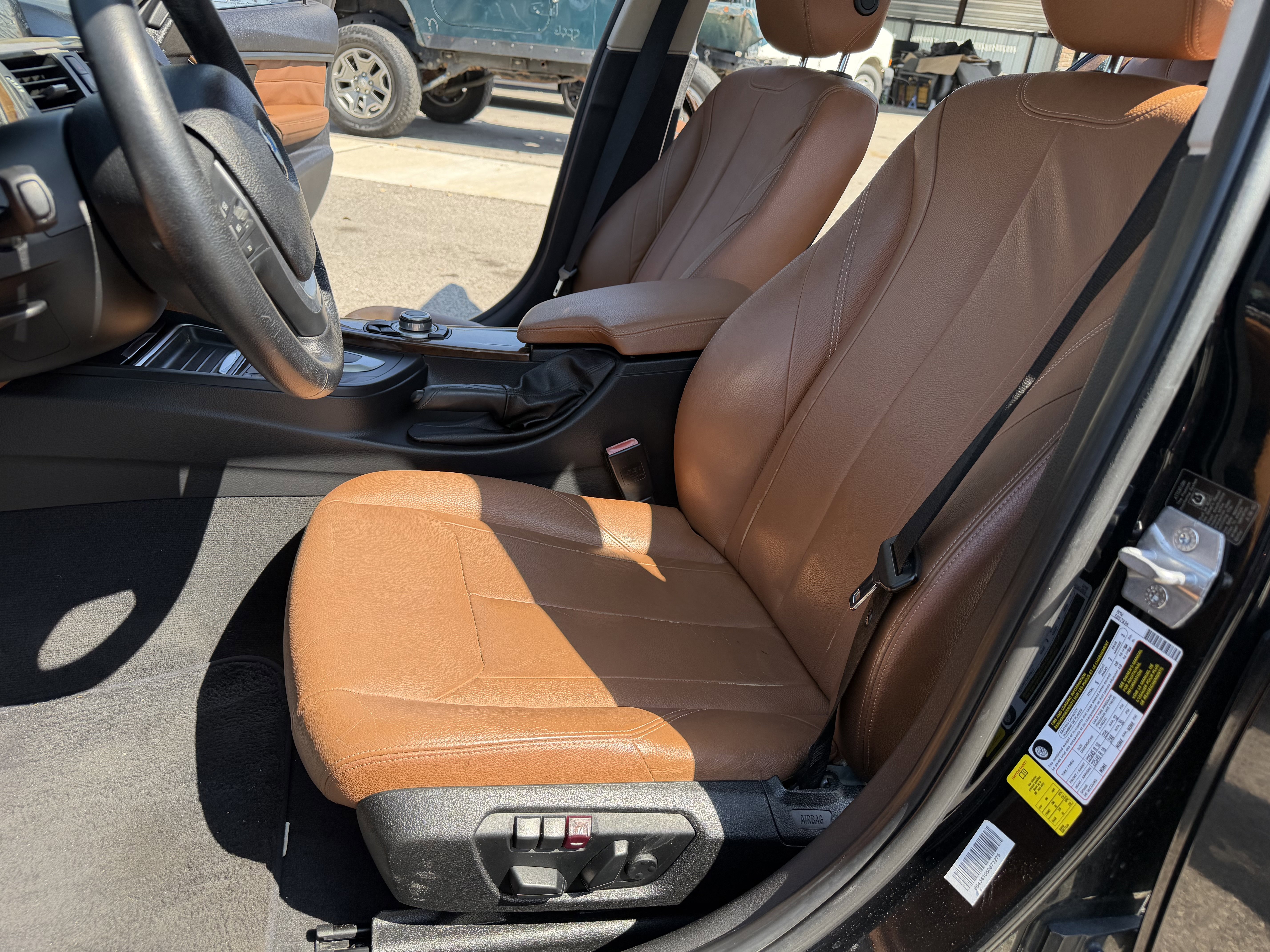 Used 2013 BMW 328i 4dr Sdn 328i RWD South Africa image 14