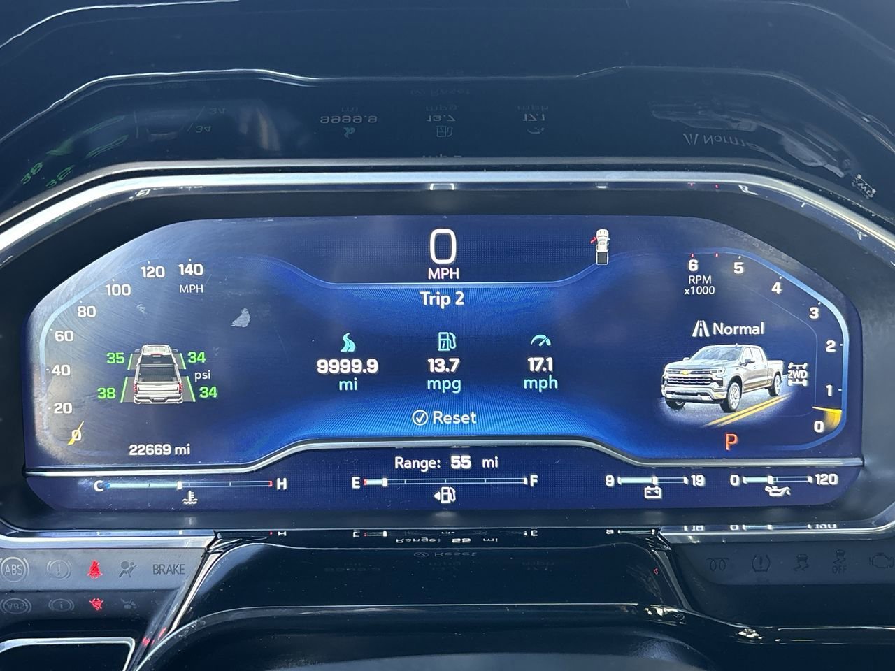 Used 2023 Chevrolet Silverado 1500 RST w/ Z71 Off-Road Package image 32