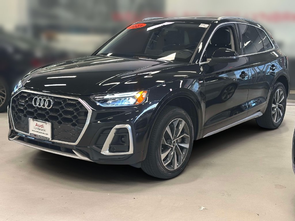 Used 2023 Audi Q5 2.0T Premium w/ Convenience Package AWD/4WD image 3