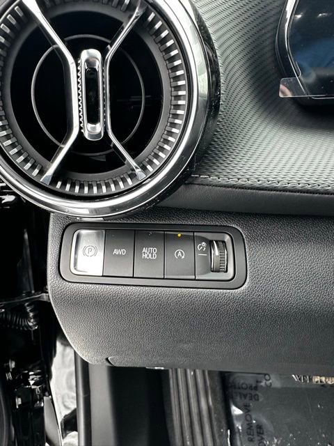 New 2026 Chevrolet Equinox LT image 19