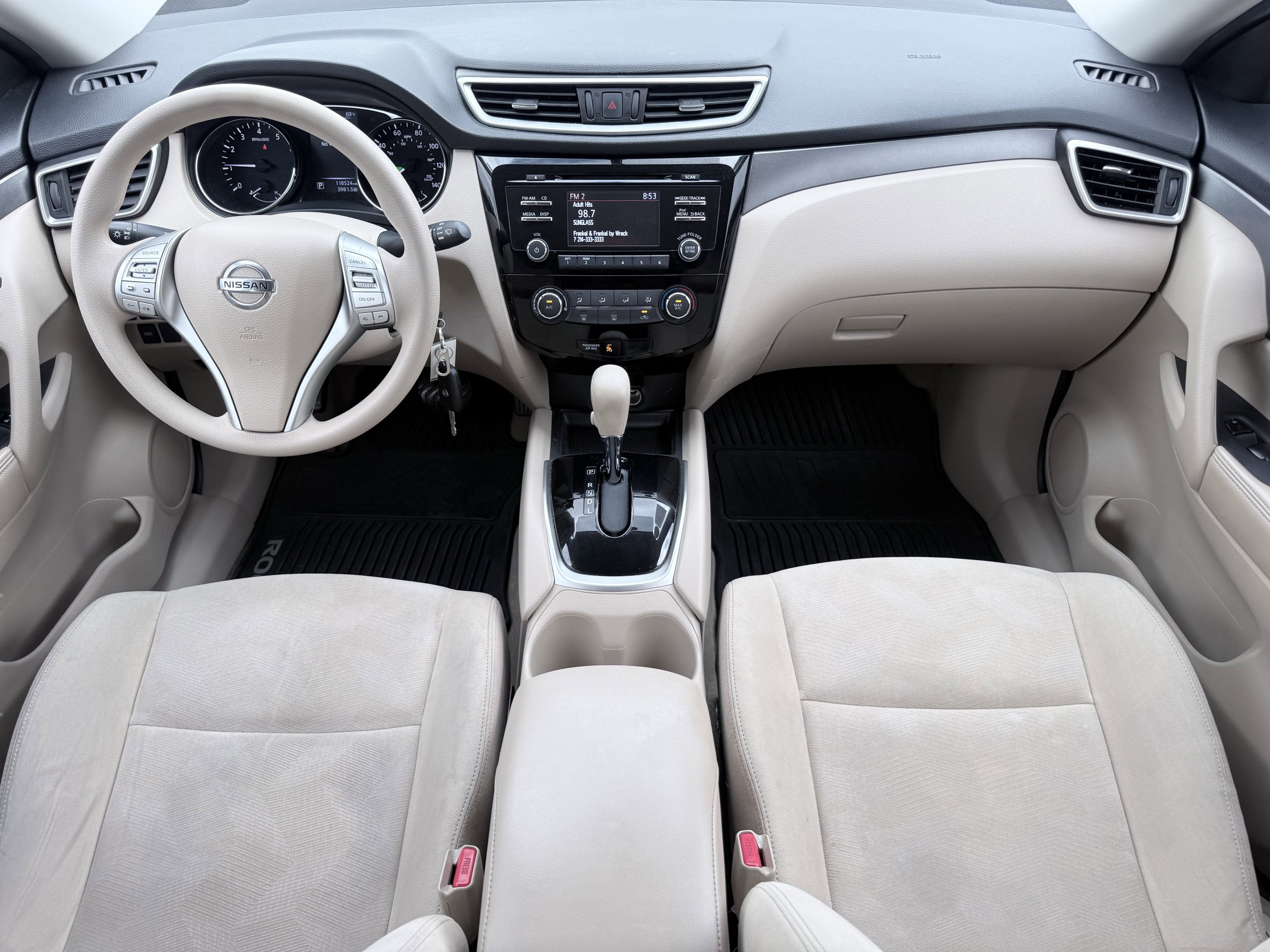 Used 2015 Nissan Rogue S FWD image 44