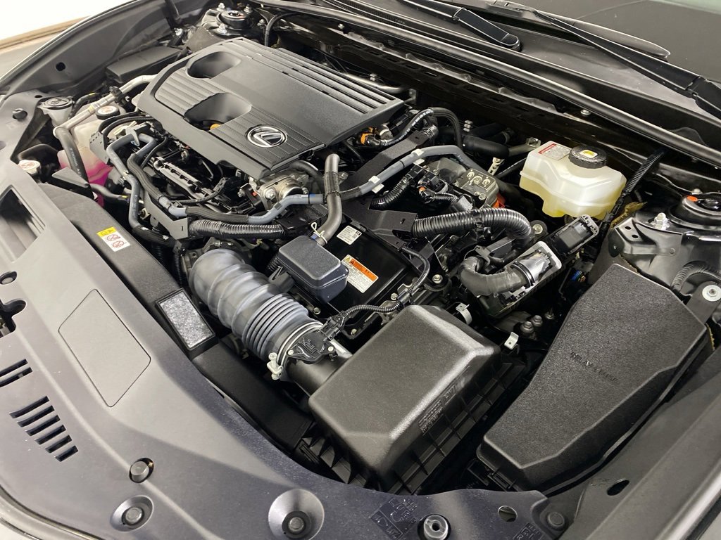 Certified 2023 Lexus ES 300h w/ Premium Package image 37