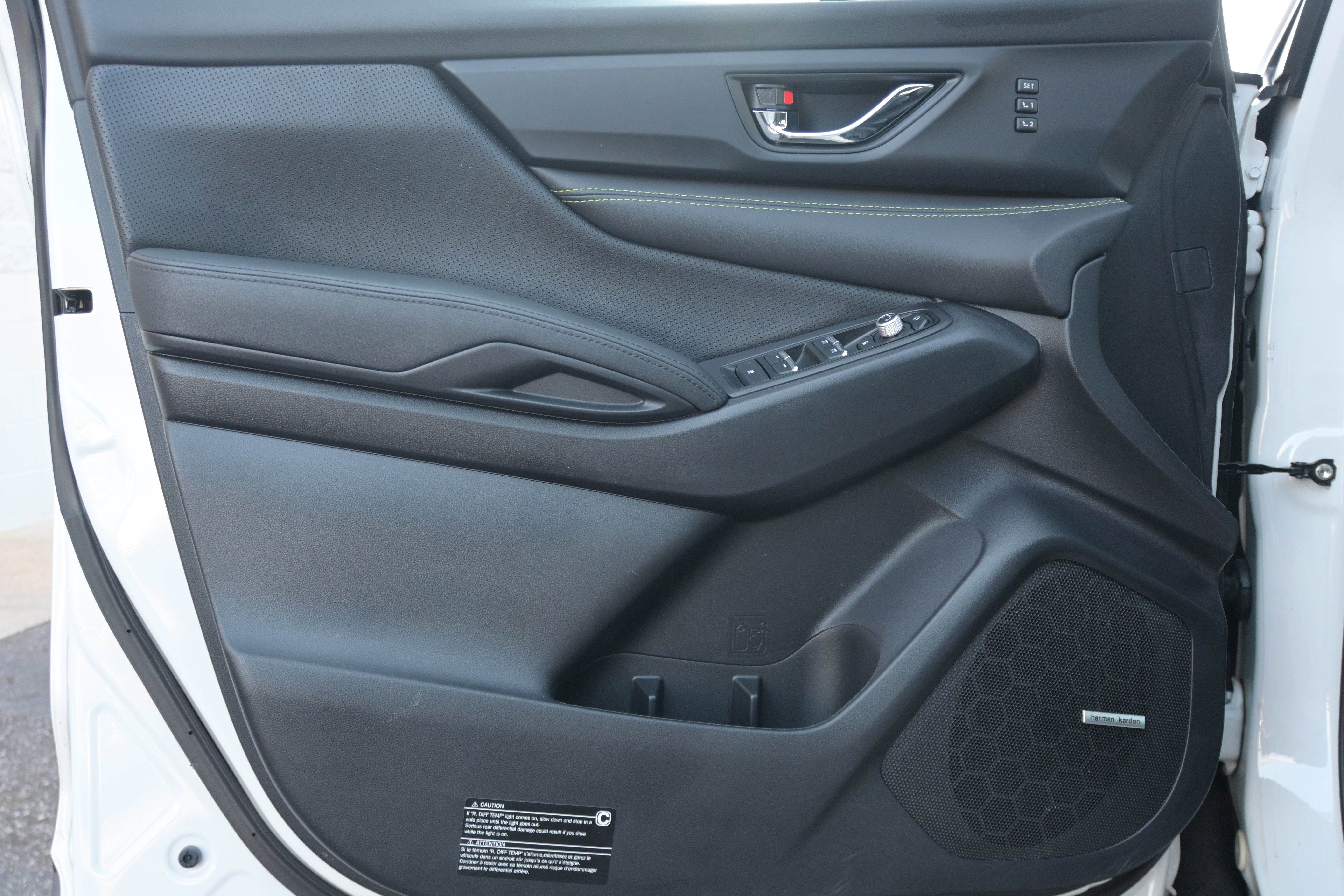 Used 2025 Subaru Ascent Bronze Edition image 14