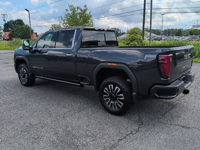 Used 2025 GMC Sierra 2500 Denali Ultimate AWD/4WD image 3
