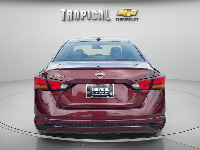 Used 2024 Nissan Altima 2.5 SV FWD image 4