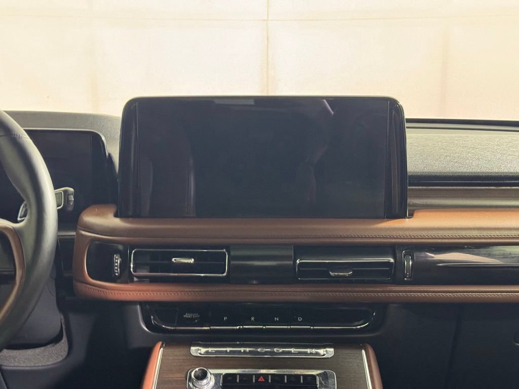 Certified 2025 Lincoln Aviator Reserve w/ Jet Appearance Package AWD/4WD image 24