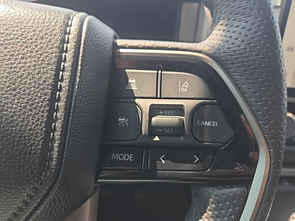 Used 2024 Toyota Sequoia Limited AWD/4WD image 19