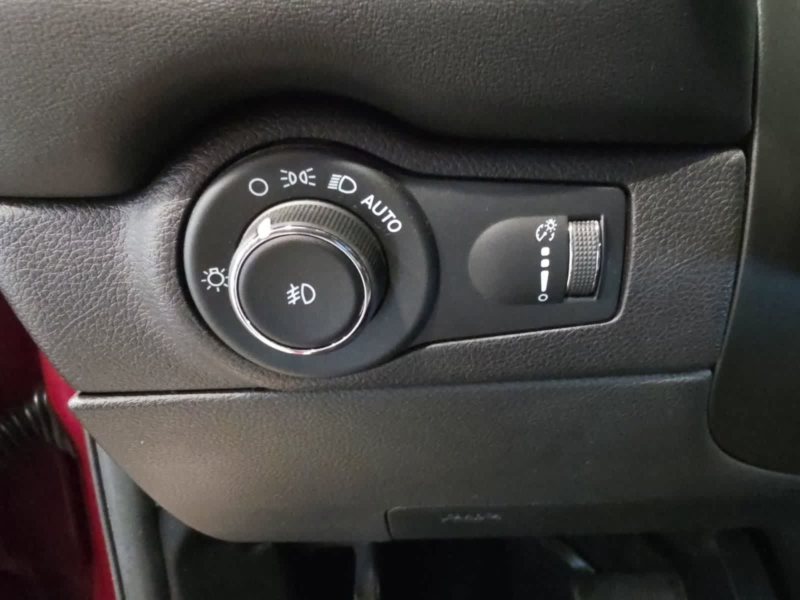 Used 2021 Dodge Durango R/T w/ Premium Interior Group AWD/4WD image 21