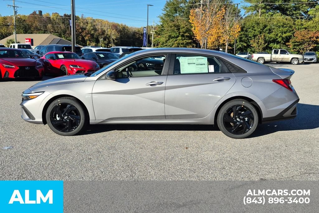 Certified 2026 Hyundai Elantra Sport FWD image 10