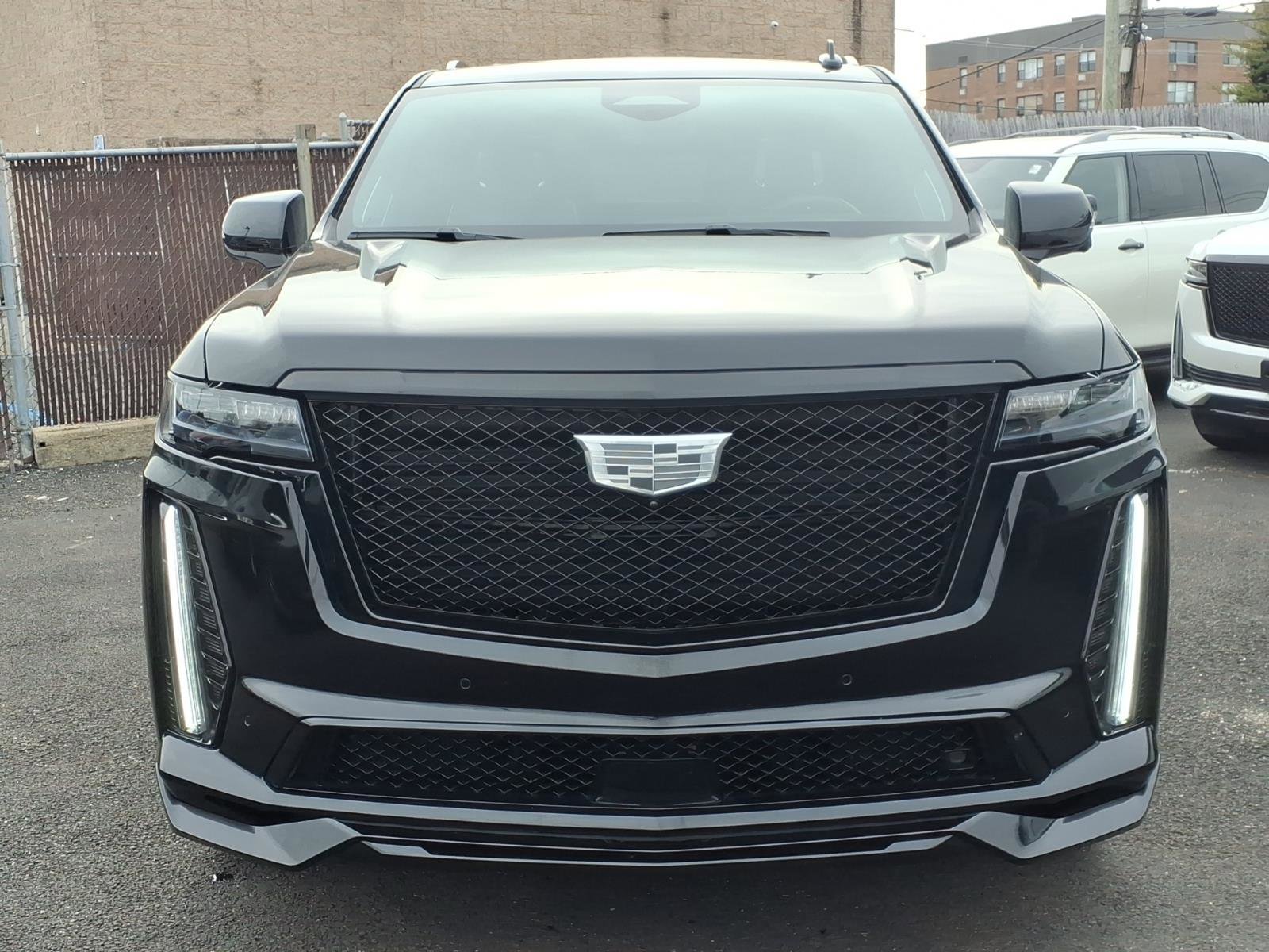 Certified 2023 Cadillac Escalade V w/ LPO, ONYX Package image 2