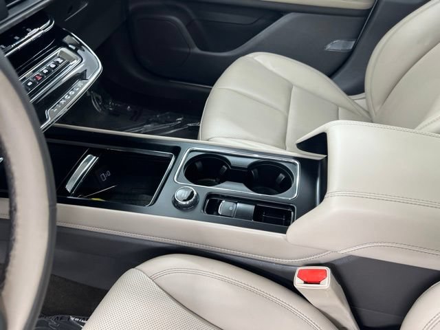 Used 2023 Lincoln Corsair AWD w/ Equipment Group 101A image 15