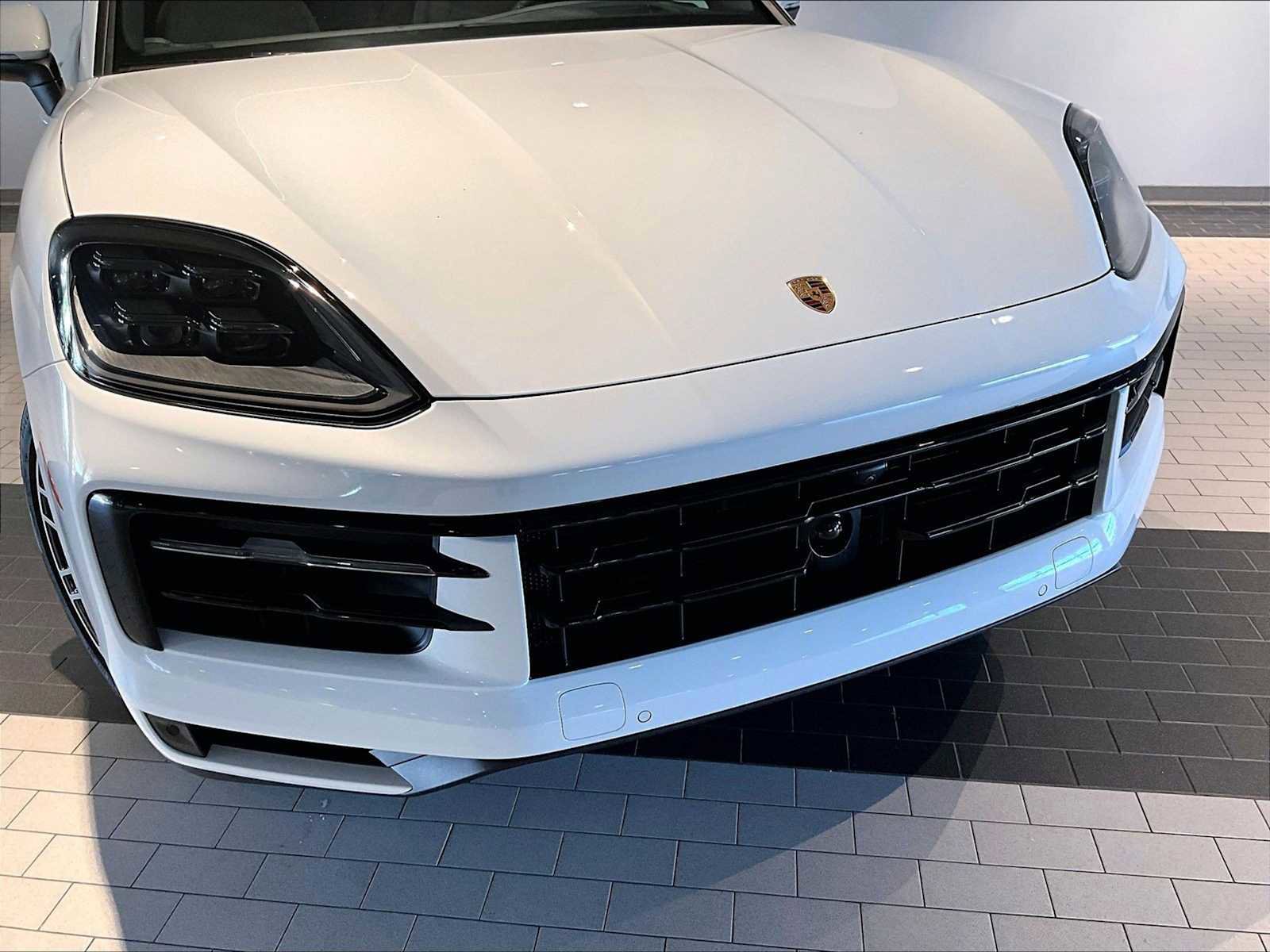 New 2026 Porsche Cayenne AWD/4WD image 30