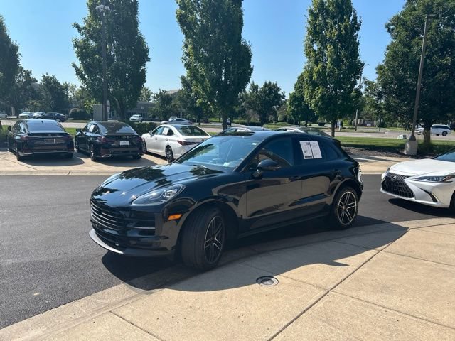 Used 2021 Porsche Macan AWD/4WD image 3