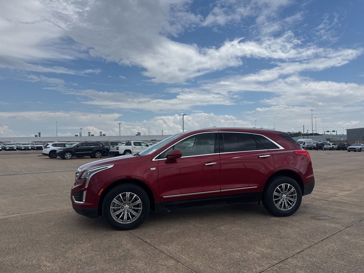 Used 2019 Cadillac XT5 Luxury AWD/4WD image 11