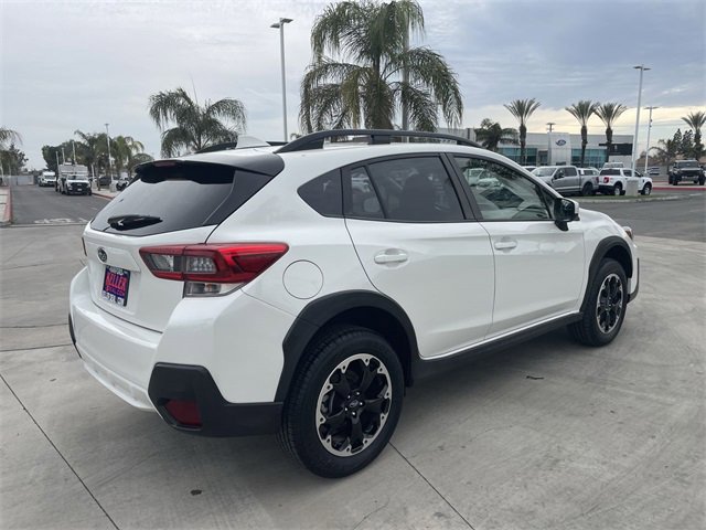 Used 2021 Subaru Crosstrek 2.0i Premium image 8