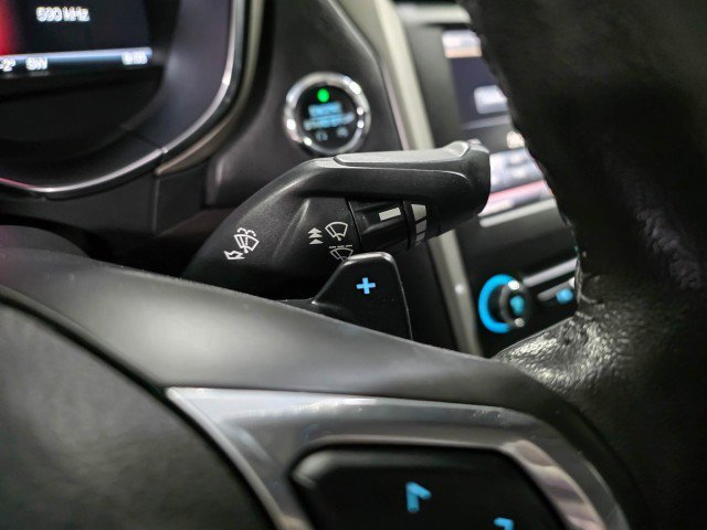 Used 2016 Ford Fusion SE w/ Equipment Group 202A image 22