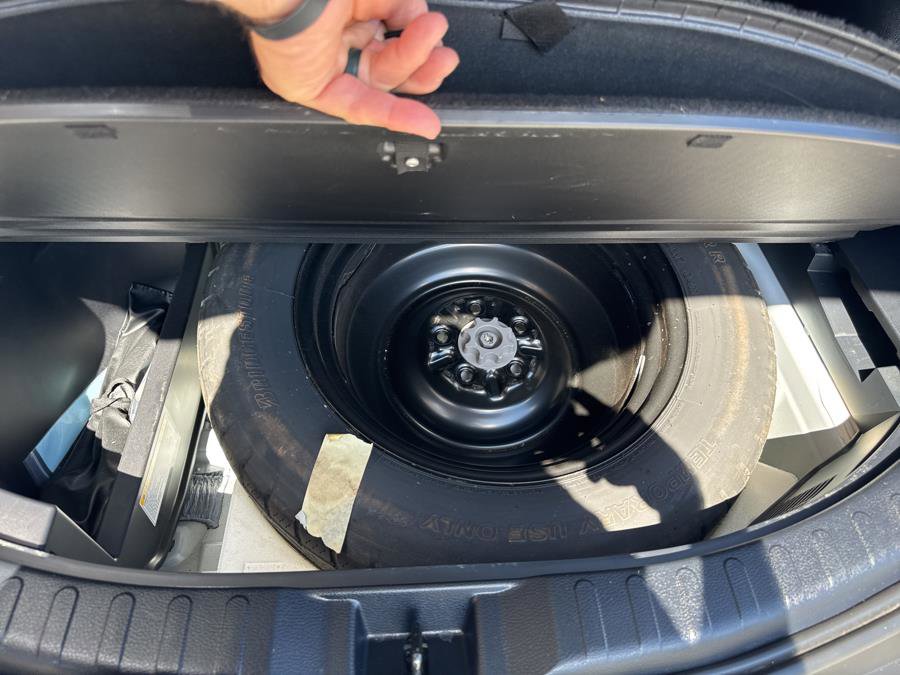 Used 2015 Toyota RAV4 XLE image 39