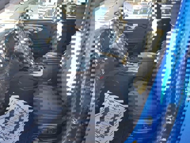 New 2025 Chevrolet Blazer LT w/ Midnight/Sport Edition FWD image 17