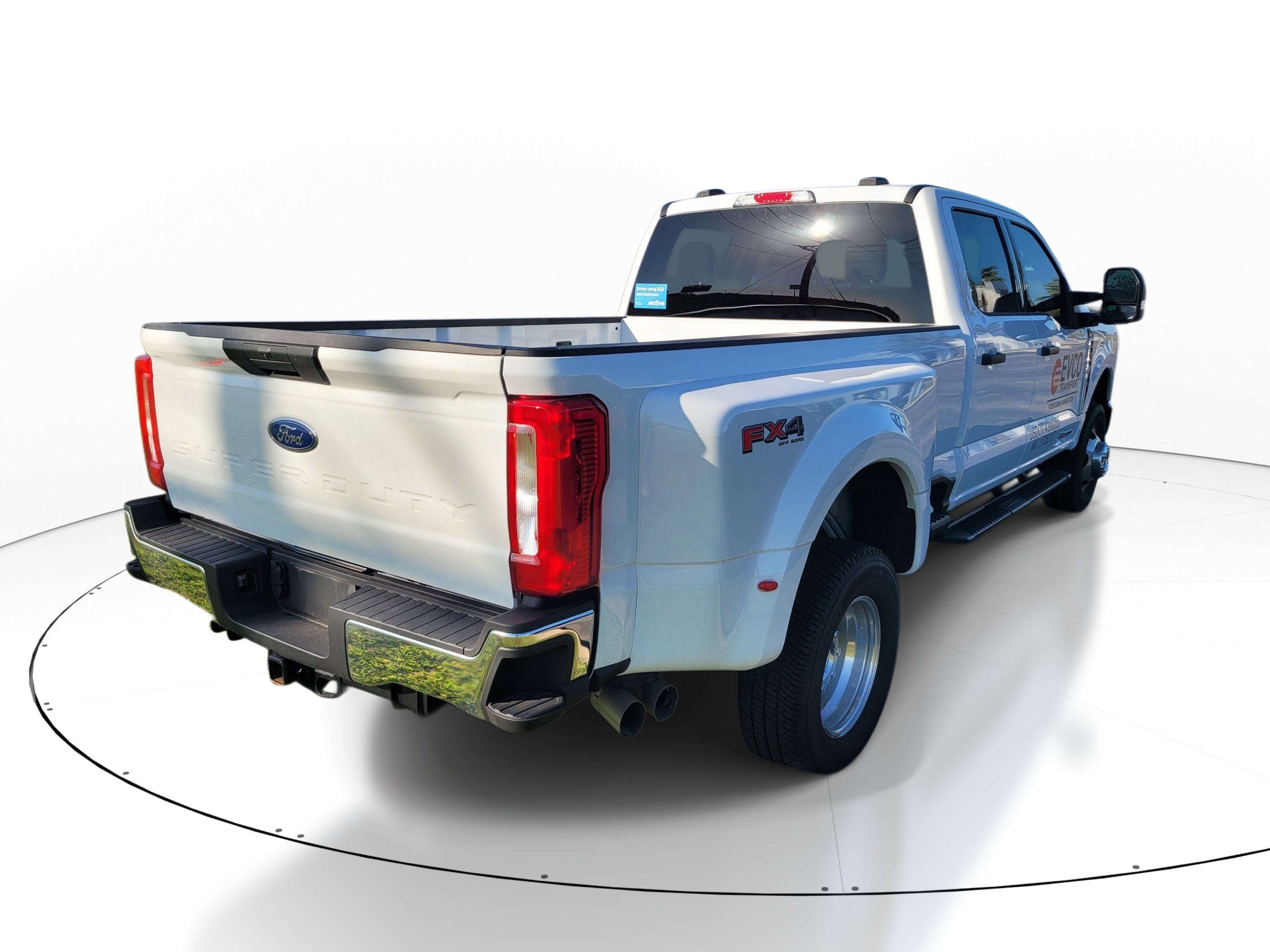 Used 2024 Ford F350 XLT AWD/4WD image 4