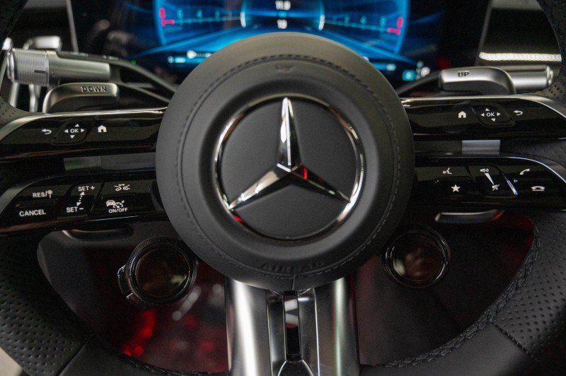 New 2026 Mercedes-Benz S 63 AMG S image 21