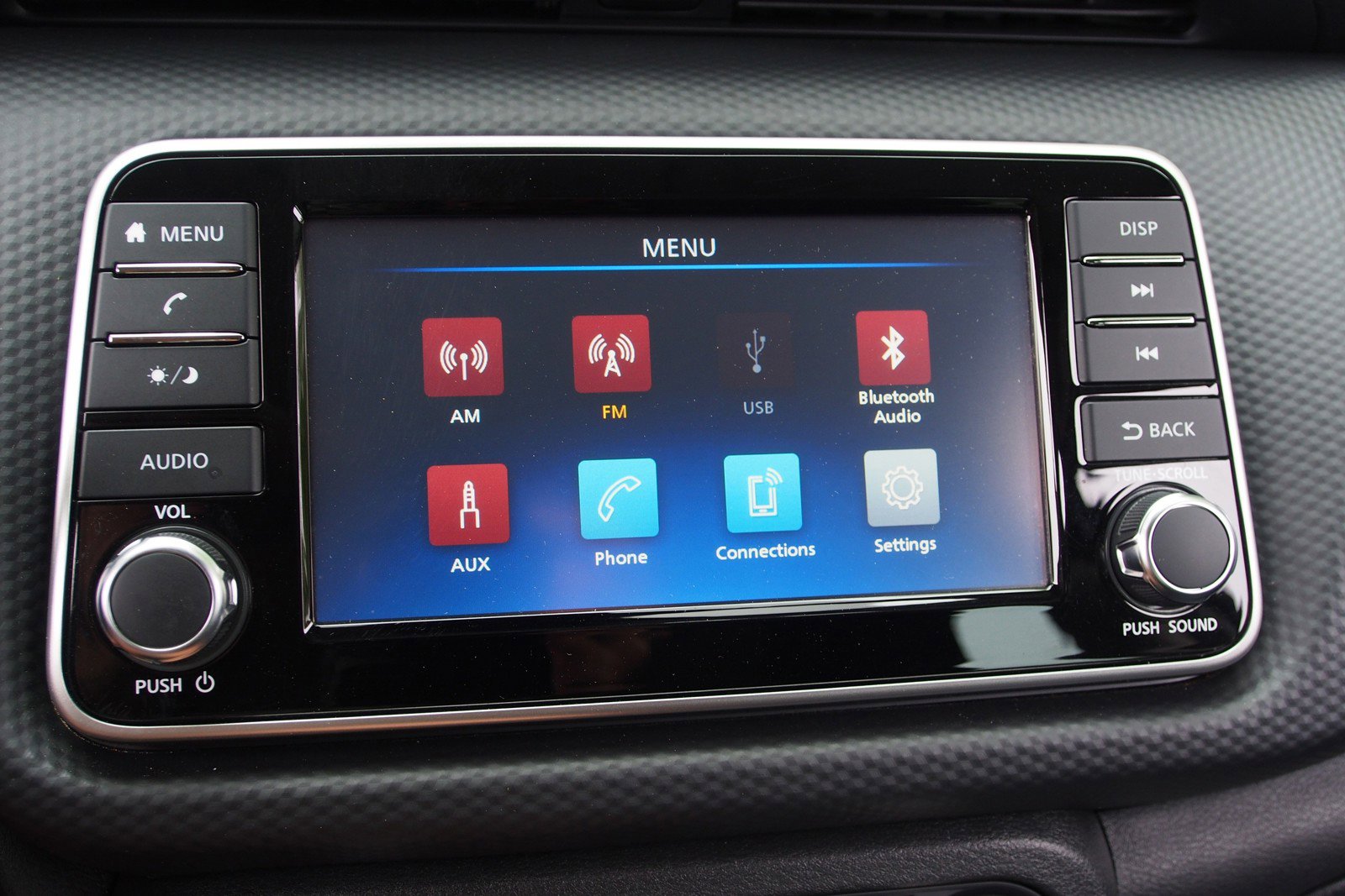 Used 2023 Nissan Kicks S FWD image 27