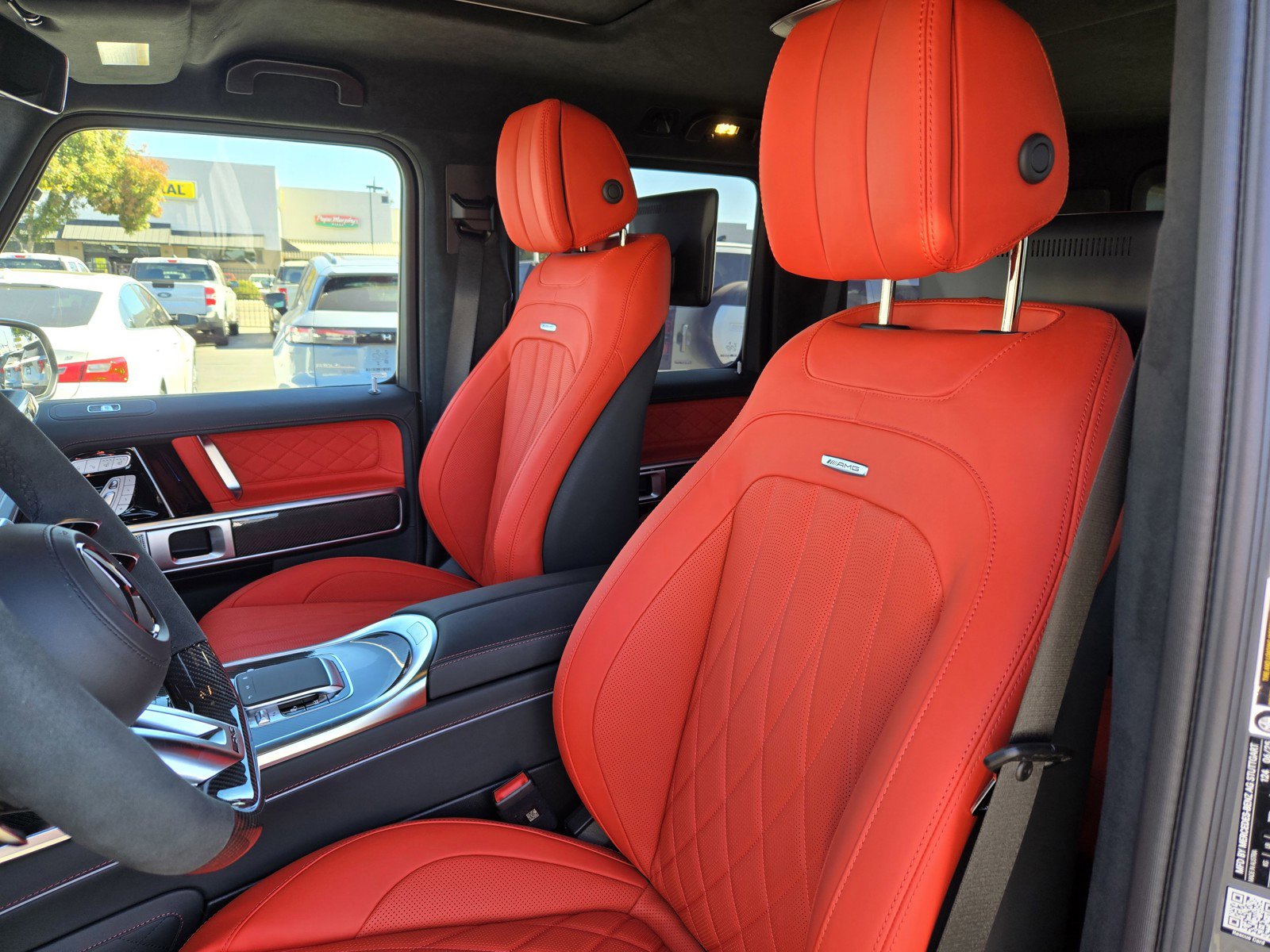 Used 2025 Mercedes-Benz G 63 AMG 4MATIC image 14