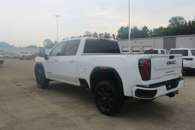 Used 2025 GMC Sierra 2500 AT4 AWD/4WD image 3