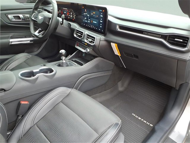 Used 2024 Ford Mustang GT Premium image 20