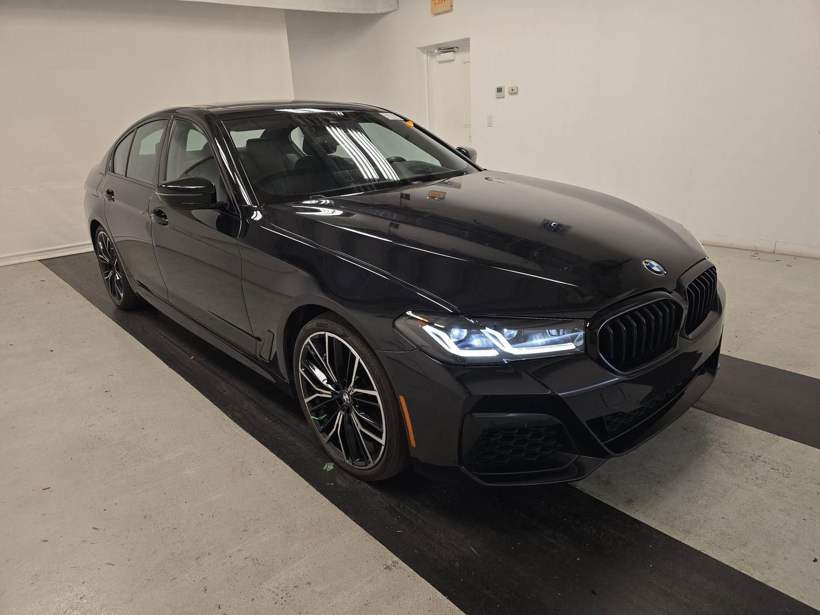 Used 2023 BMW 540i w/ Executive Package image 3