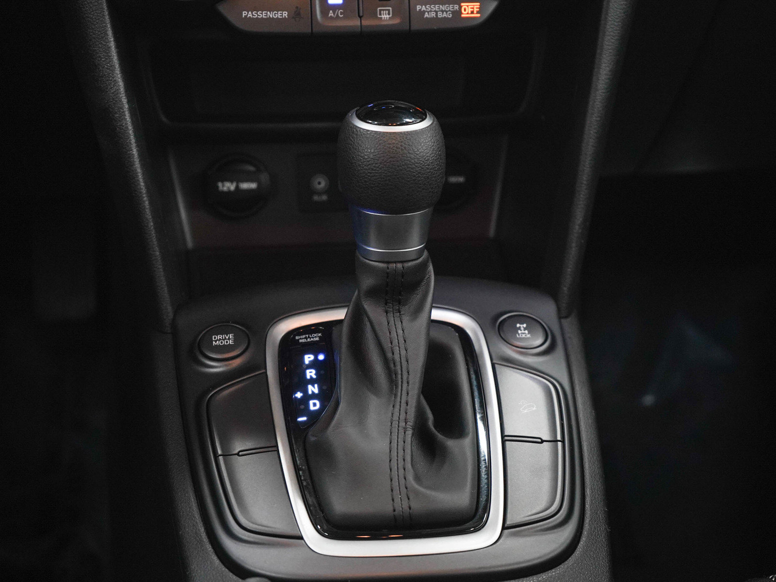Used 2018 Hyundai Kona SE AWD/4WD image 19