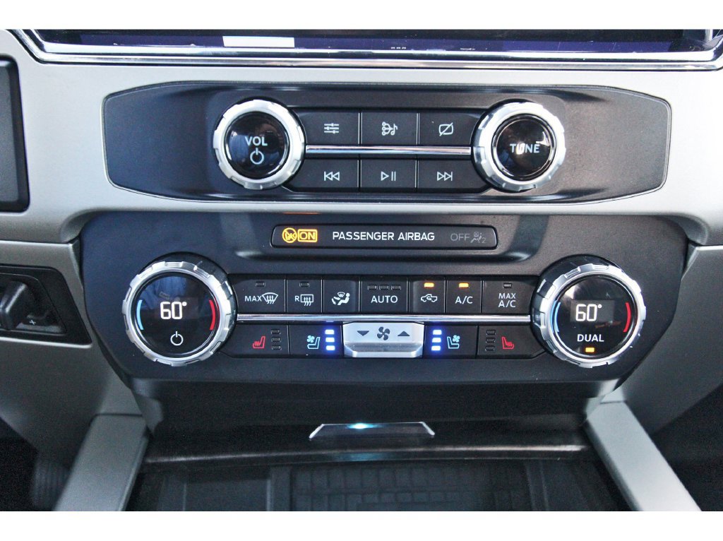 Certified 2022 Ford F250 Lariat w/ Lariat Ultimate Package AWD/4WD image 32