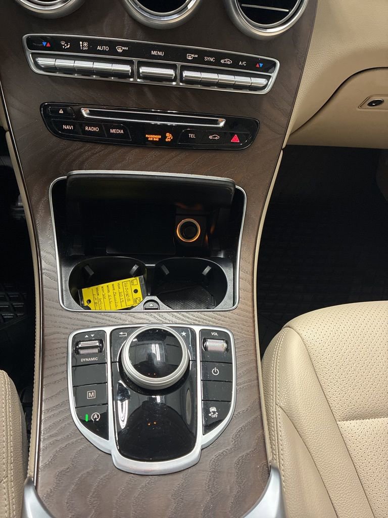 Used 2019 Mercedes-Benz GLC 300 4MATIC image 20