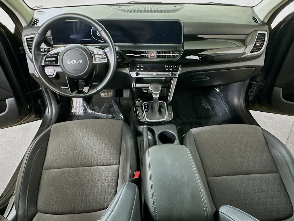 Used 2024 Kia Seltos S FWD image 18