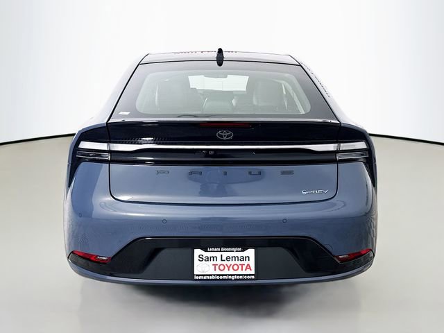 New 2026 Toyota Prius Plug-In Hybrid FWD image 6