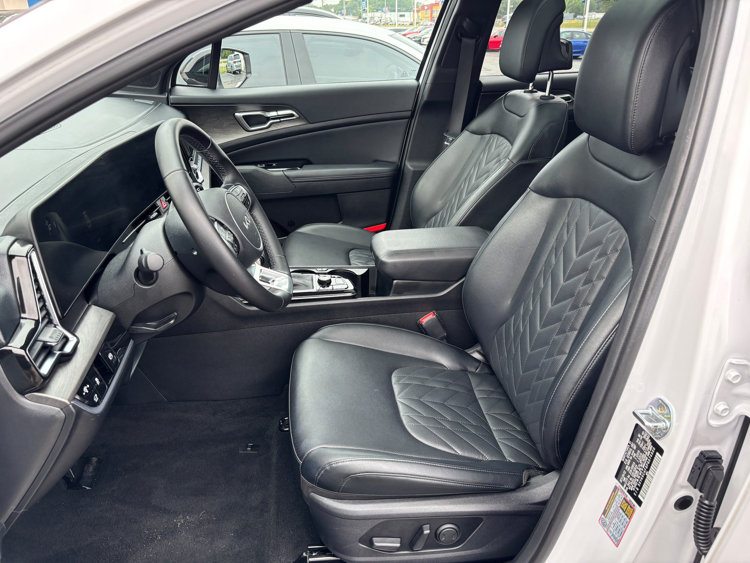 Used 2023 Kia Sportage X-Line w/ X-Line Premium Package AWD/4WD image 9