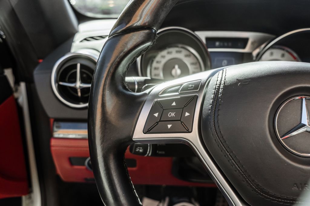 Used 2015 Mercedes-Benz SL 400 image 22