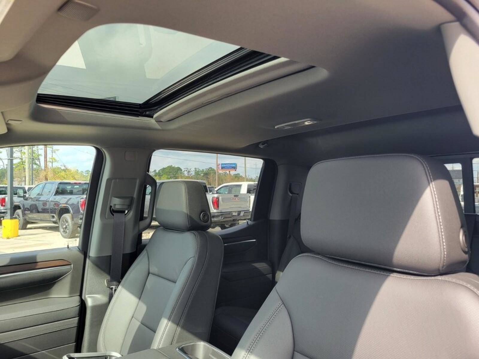 New 2026 GMC Sierra 1500 SLT w/ SLT Premium Plus Package image 26