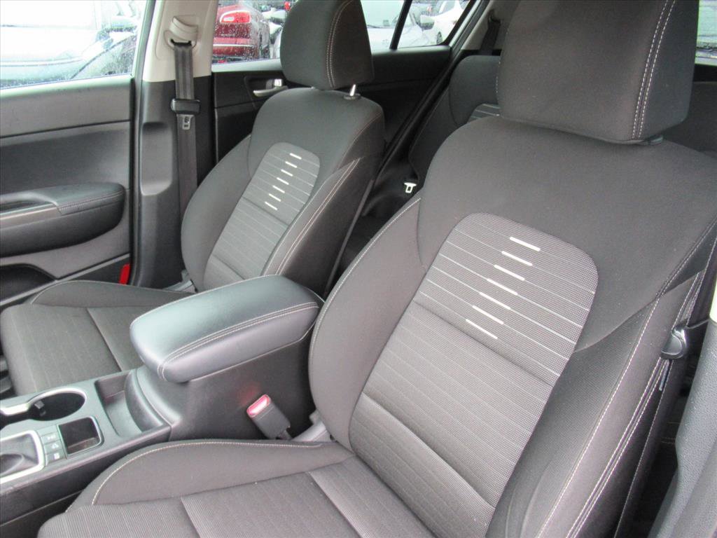 Used 2020 Kia Sportage LX w/ LX Popular Package image 14