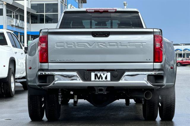 New 2026 Chevrolet Silverado 3500 LT w/ All Star Edition image 5