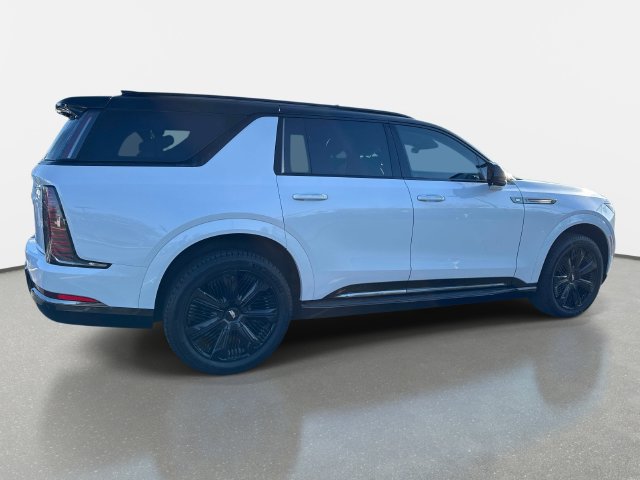 Certified 2026 Cadillac Escalade IQL Sport 1 w/ LPO, Floor Liner Package AWD/4WD image 6