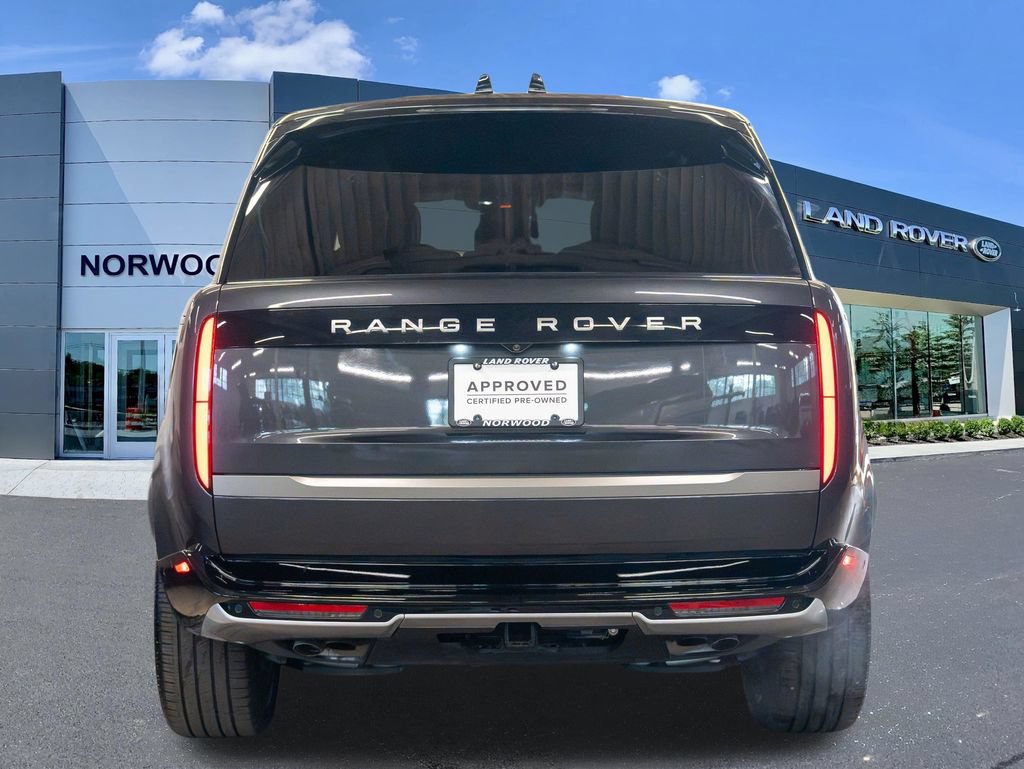 Certified 2025 Land Rover Range Rover SE AWD/4WD image 5
