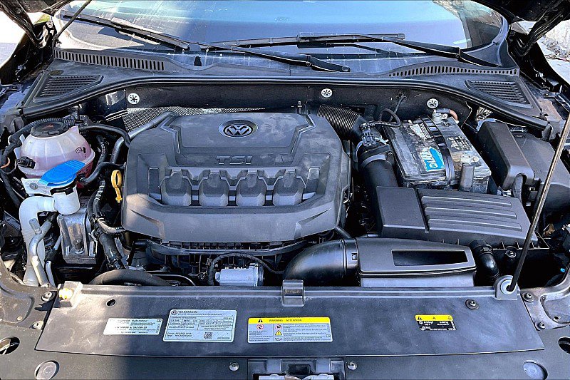 Used 2022 Volkswagen Passat 2.0T SE image 9