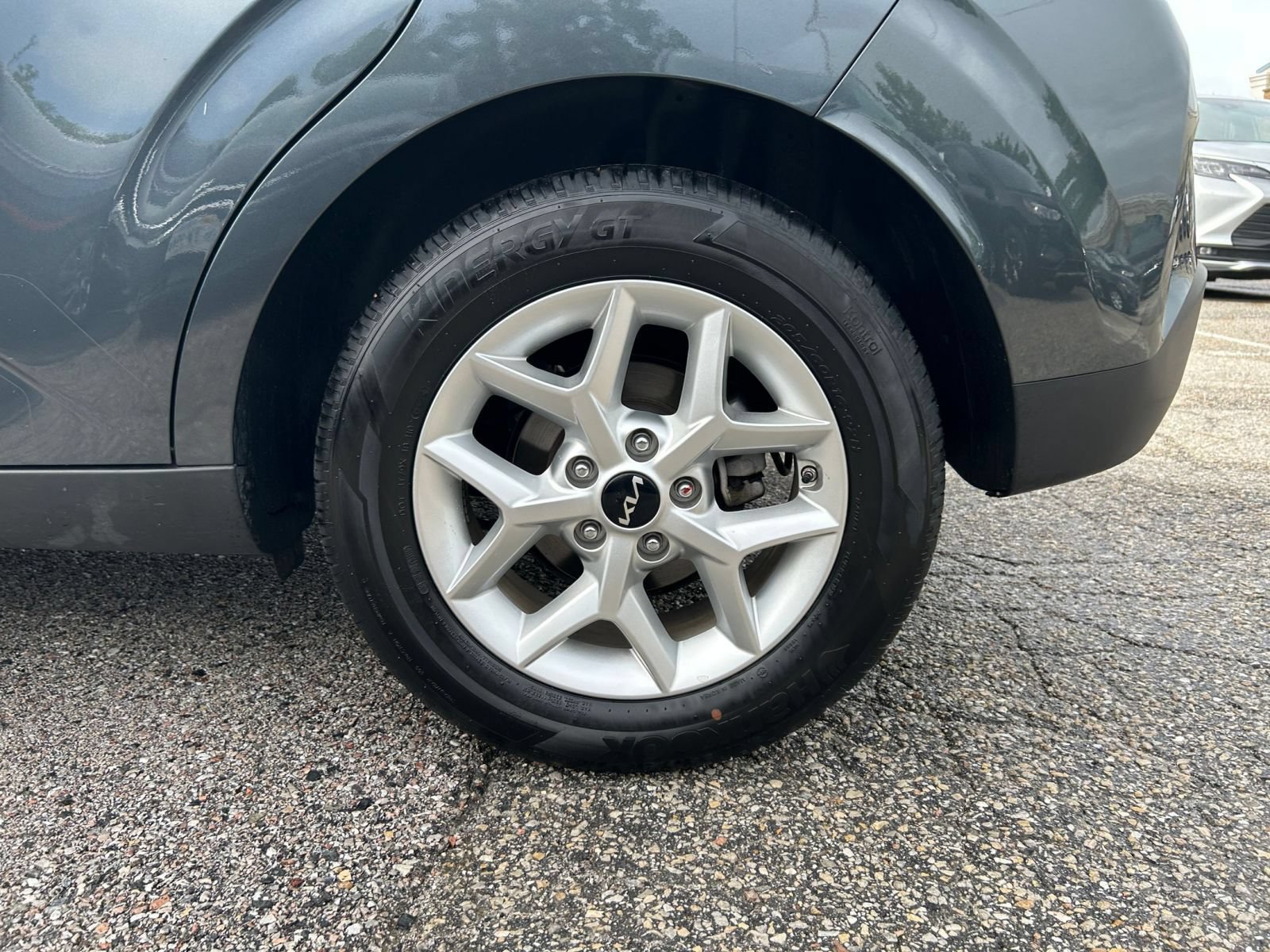 Used 2025 Kia Soul LX w/ LX Technology Package FWD image 24
